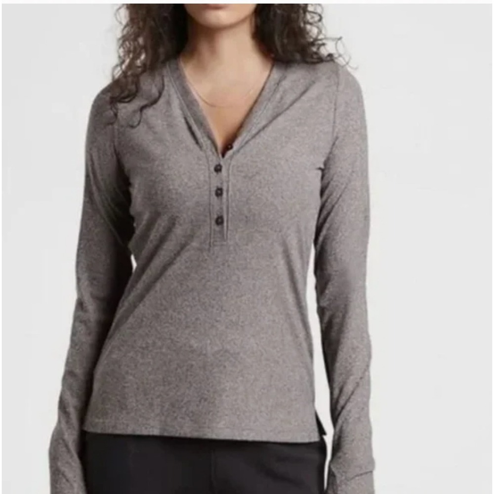 Athleta Womens Uptempo Ribbed Henley Top Grey Long Sleeve 981737 Medium